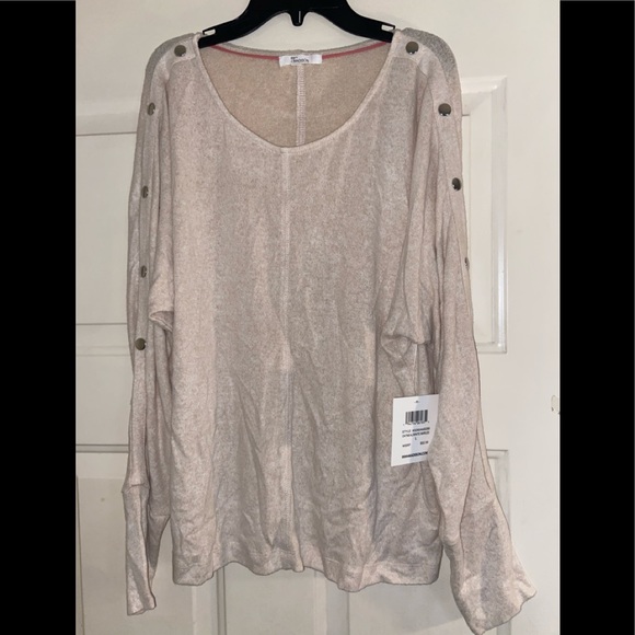 89th & Madison shirt - Picture 3 of 4